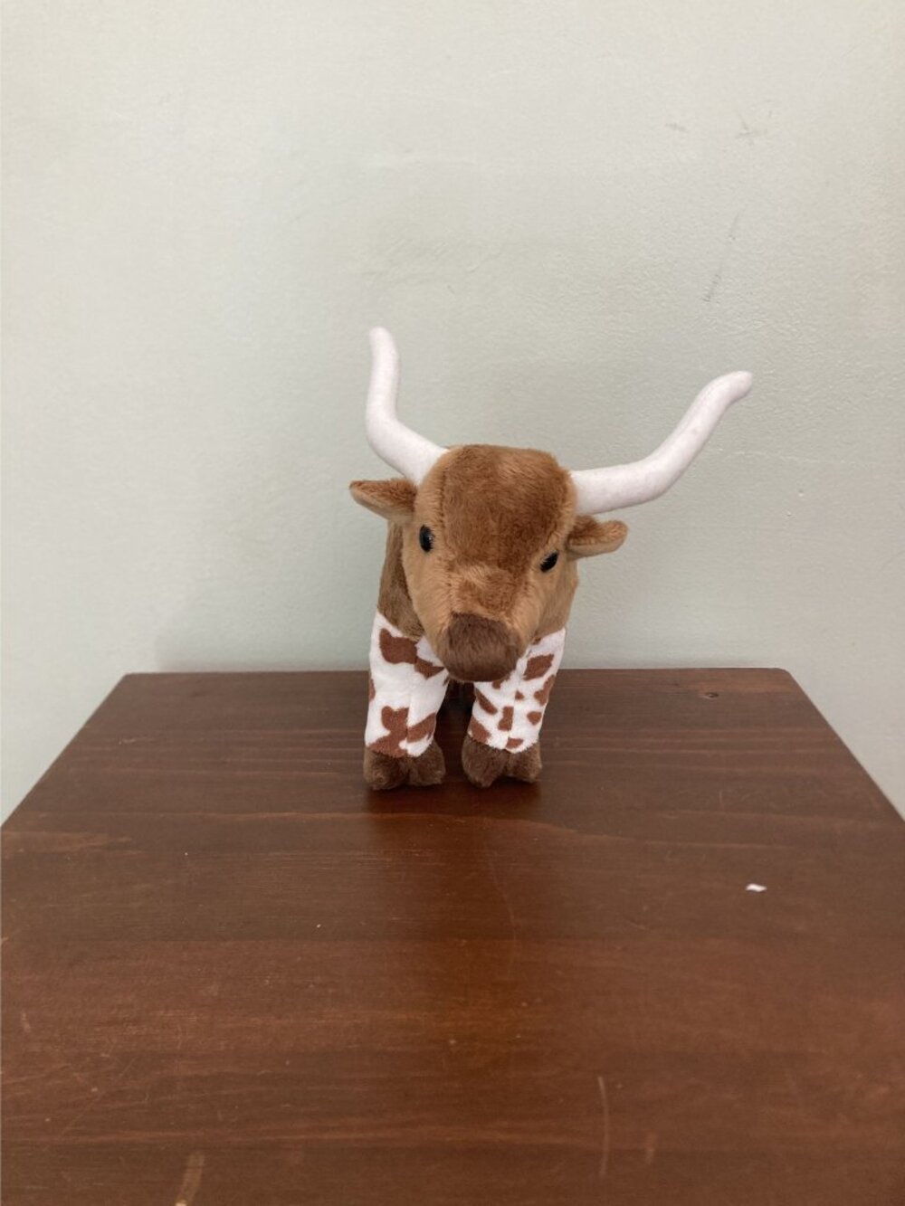 Douglas Plush Longhorn Cow Stuffed Animal Toy Surface Washable White & Brown For
